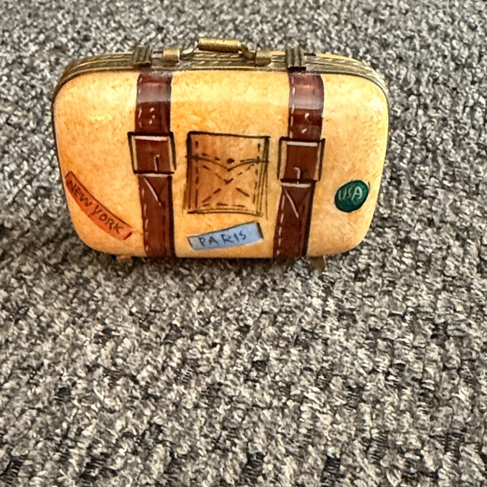 Charming Tan and Brown Ceramic Suitcase Figurine
